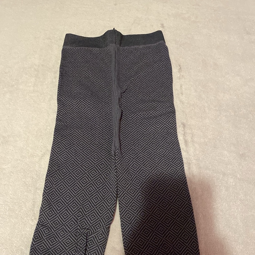 Diamond-Patterned Tighte - Picture 5 of 5